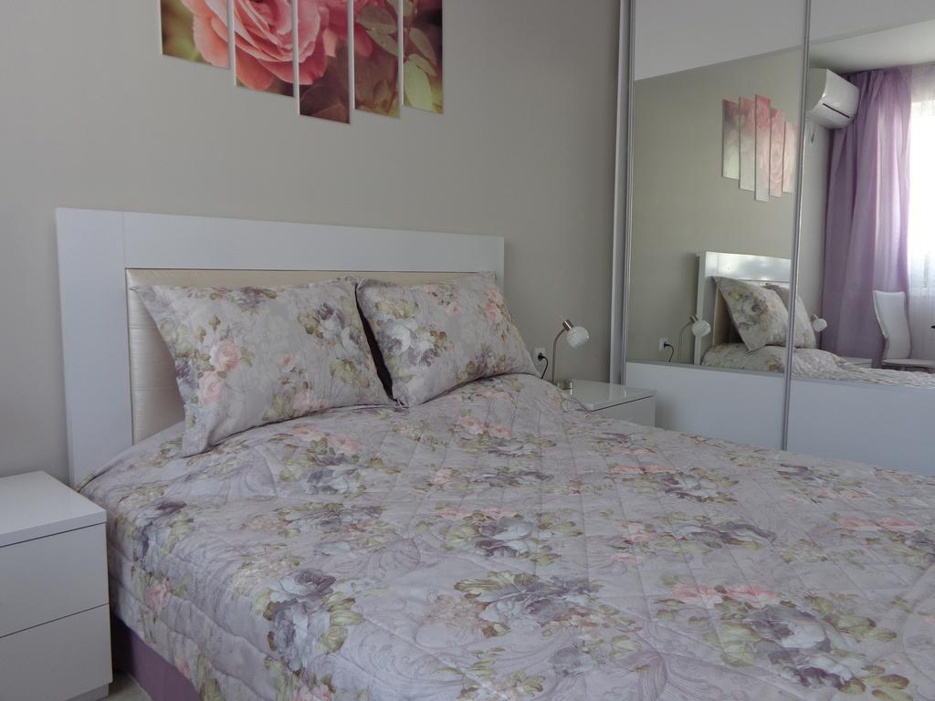 Luxury Apartment Lazur 2 Burgas Ruang foto