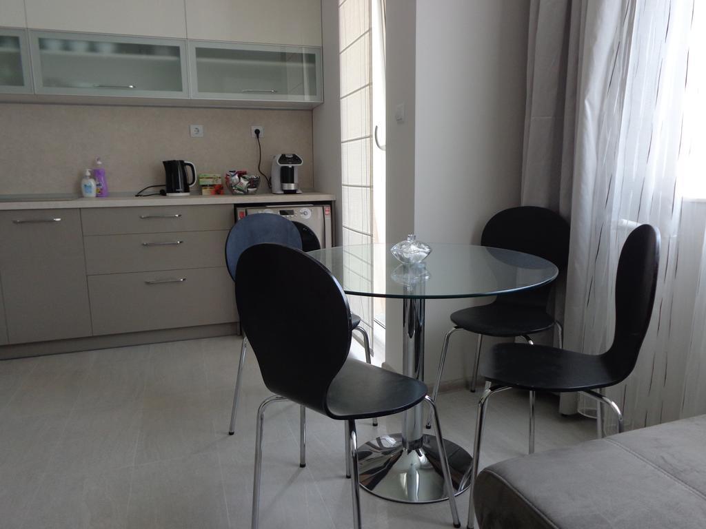 Luxury Apartment Lazur 2 Burgas Bagian luar foto